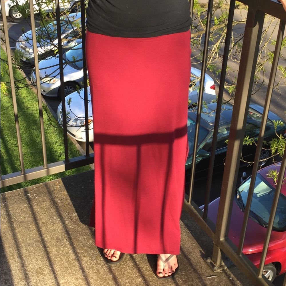 Maxi red skirt